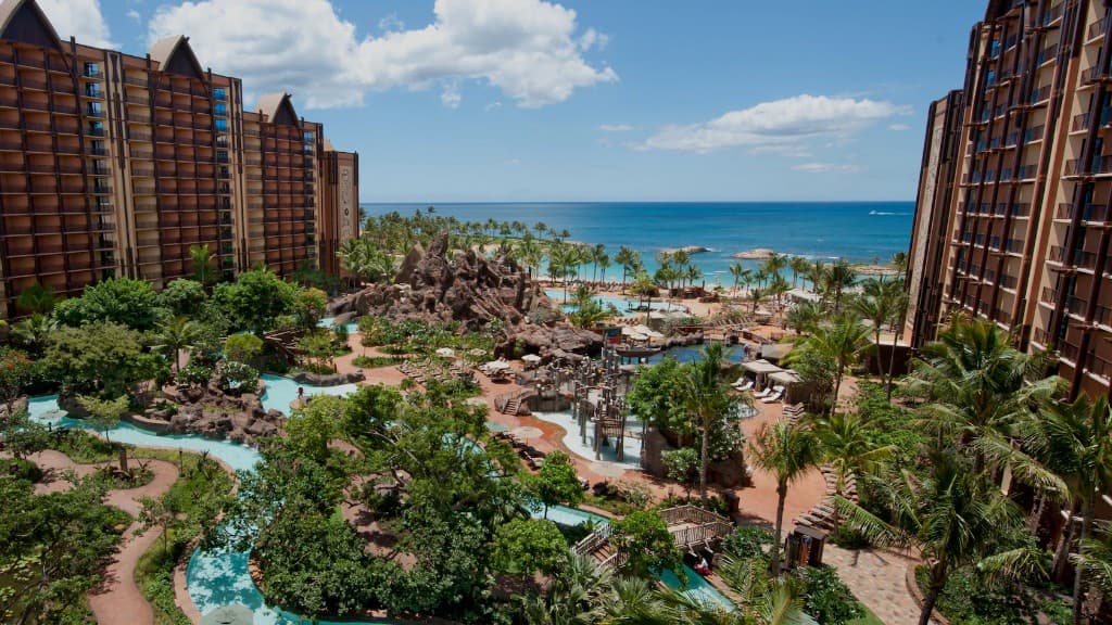 アウラニリゾート